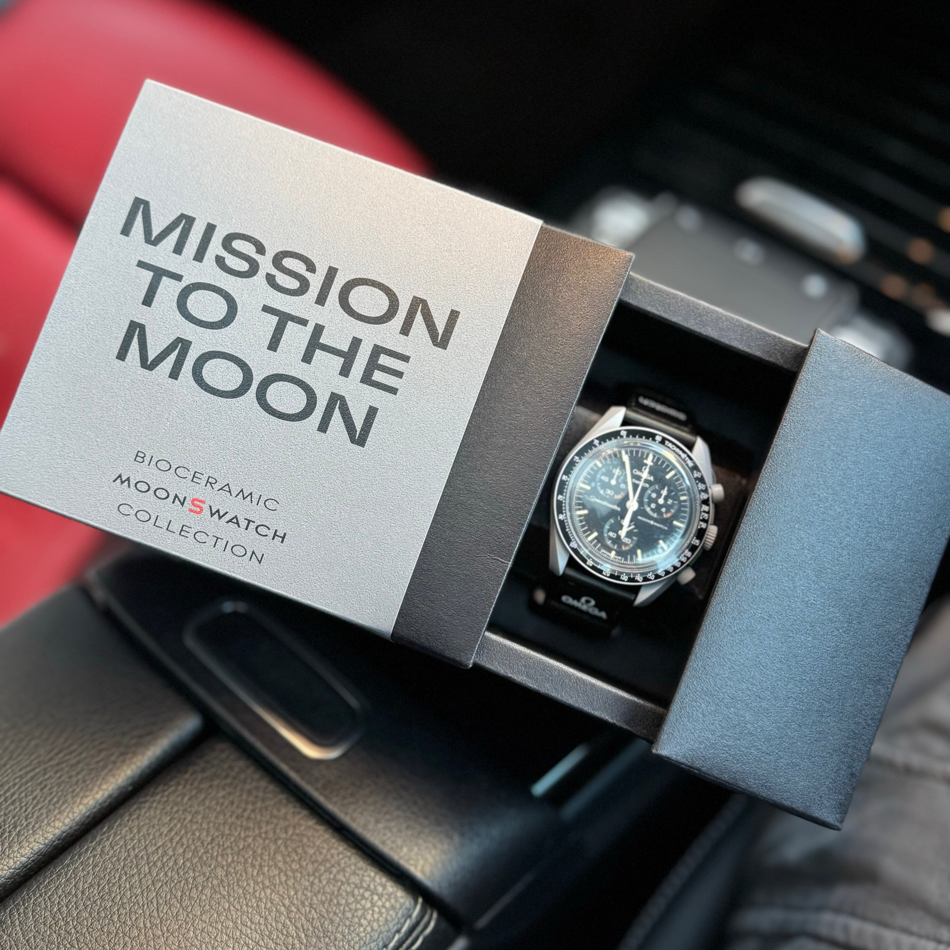 SWATCH X OMEGA BIOCERAMIC MOONSWATCH 'MISSION TO THE MOON' SO33M100 (FREE 24HR DELIVERY)